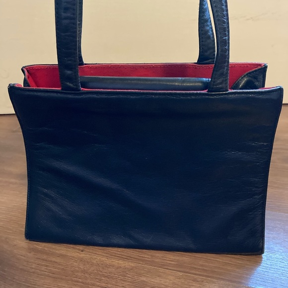 Vintage Kate Spade ♠️ black leather handbag - Picture 3 of 13
